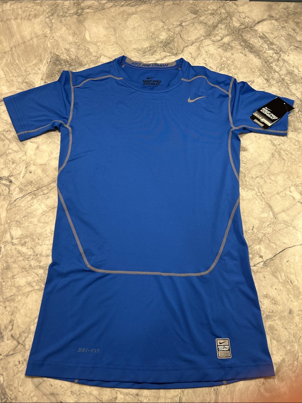 Nike Pro Combat men’s dry fit compression shirt, base layer, size extra large